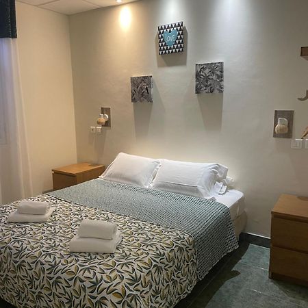 Hotel Le Derby Cagnes-sur-Mer Eksteriør billede