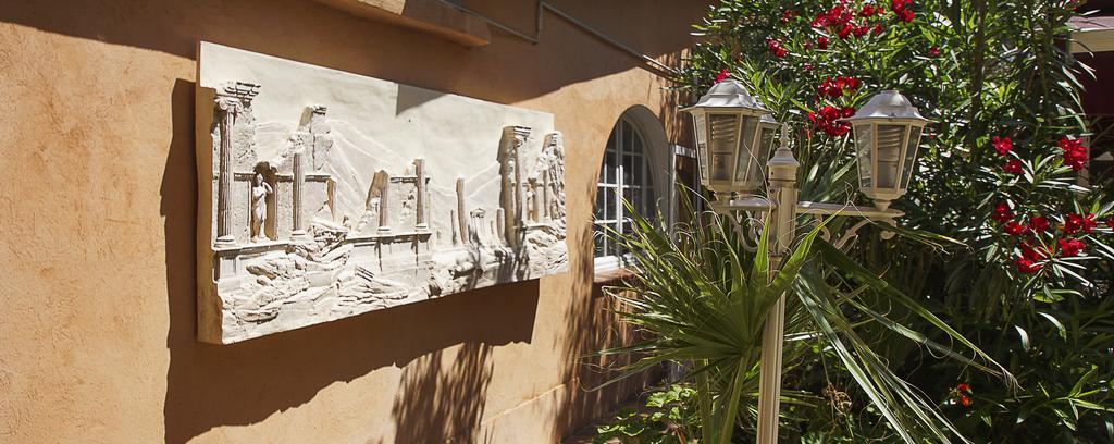 Hotel Le Derby Cagnes-sur-Mer Eksteriør billede