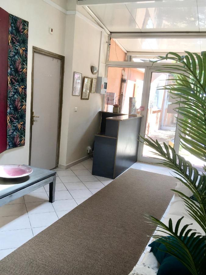 Hotel Le Derby Cagnes-sur-Mer Eksteriør billede